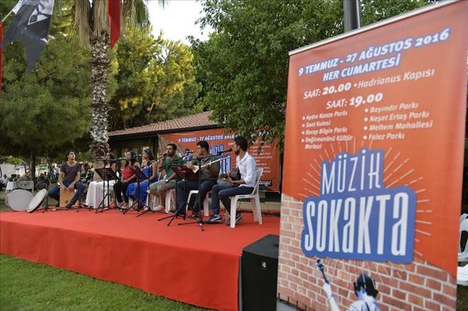 MÜZİK SOKAKTA