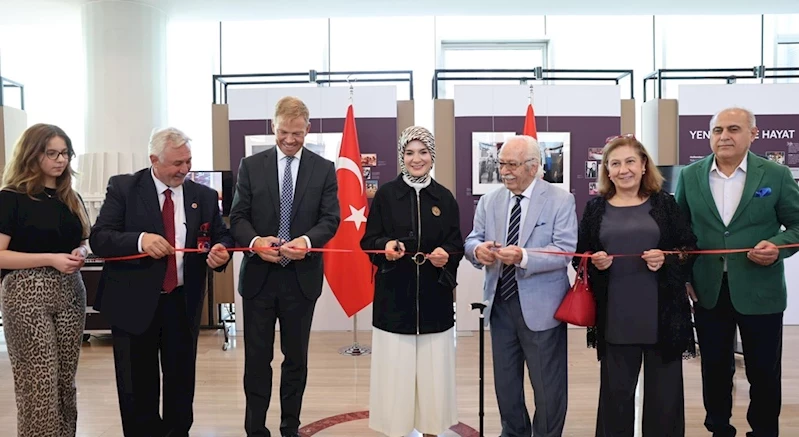 Aile ve Sosyal Hizmetler Bakanımız Göktaş, Türk Kadın Öncüleri sergisini açtı