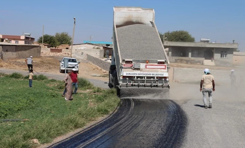 Akçakale Kırsalında Sathi Asfalt Çalışması