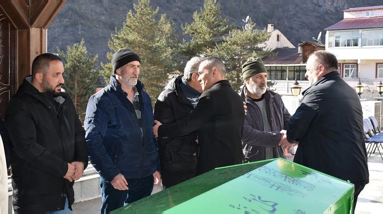 BELEDİYE BAŞKAN VEKİLİMİZ HAMZA BAYRAK, SAİT YÜZÜAK’IN CENAZESİNE KATILIM SAĞLADI