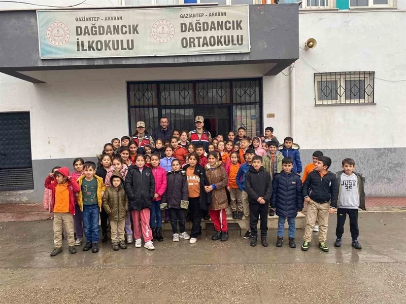 Jandarmadan 534 Öğrenci ve 23 Öğretmene Okul Güvenliği Eğitimi Verildi