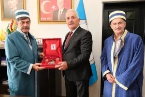 Ahilerden Belediye Başkanımız Sn. Bekir Aksun’a ziyaret.