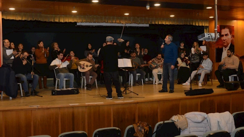 Büyükşehir’in Türk Sanat Müziği Korosu, Dinleyici Karşısına Çıkmaya Hazırlanıyor