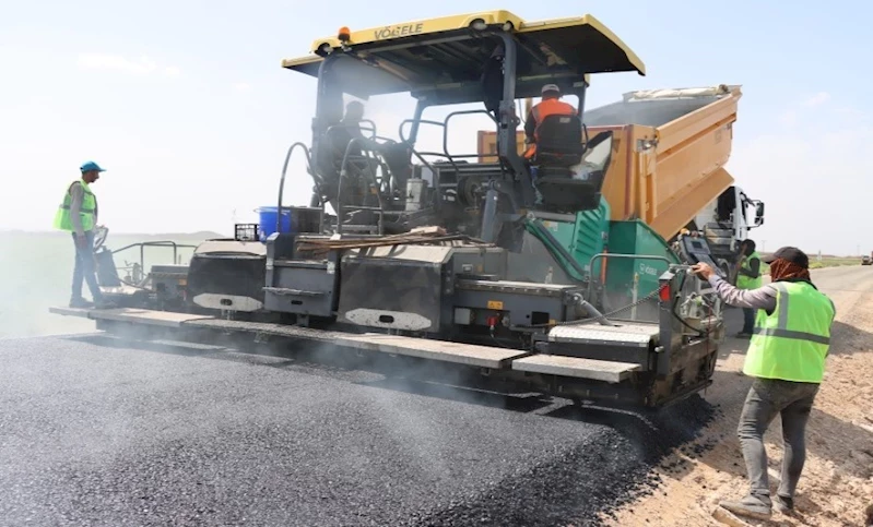 13 İLÇEDE YOL ATAĞI BAŞLADI, HEDEF REKOR HİZMET