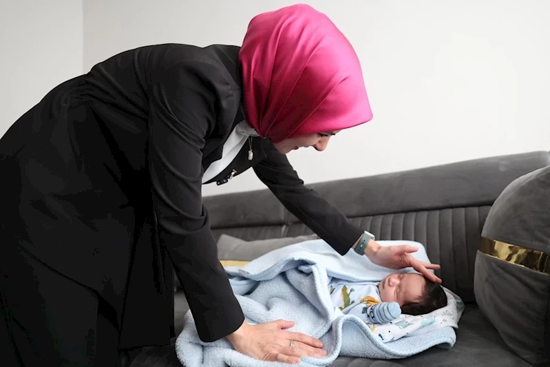 Doğum yardımlarına 300 bine yakın aile başvurdu