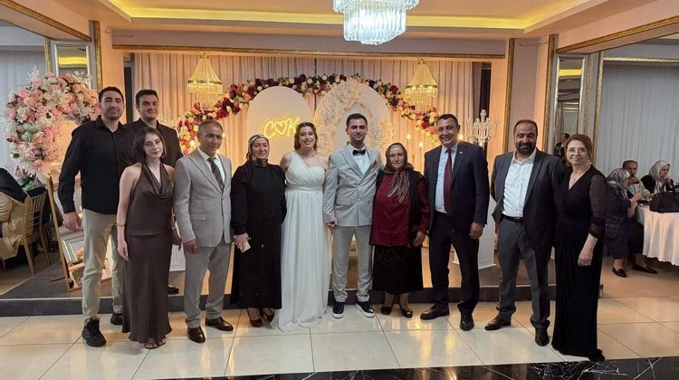BAŞKANIMIZ, KUTLUAY BAŞER İLE İKBAL CEYDA ÖZTÜRK’ÜN KIZ İSTEME VE NİŞAN TÖRENİNE KATILDI