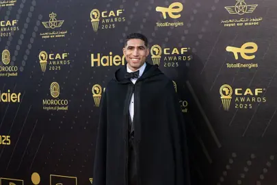 Afrika'da yılın futbolcusu ödülünü Achraf Hakimi kazandı! Osimhen ve Salah'ı geçti...