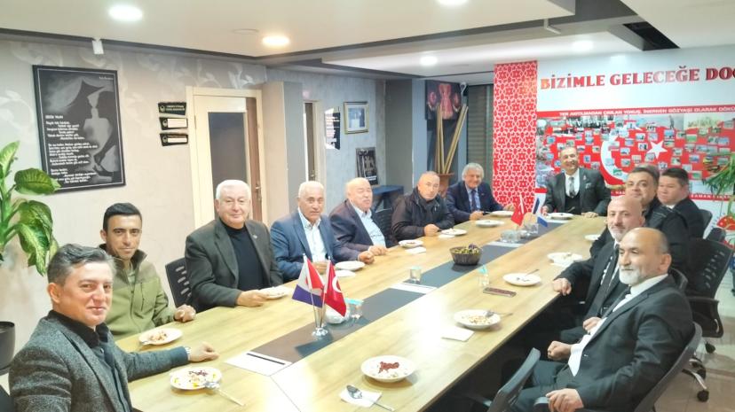 Anadolu Birliği Partisi Dış Politikada Yeni Hamlesini Açıkladı: Bedri Yalçın Avrupa Sayfasını Açıyor