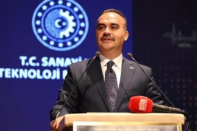 Bakan Kacır: ''2030'a kadar yapay zekaya 10 milyar dolarlık yatırım yapacağız"