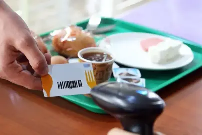 Çalışanları ilgilendiren haber! 2026 yılı için günlük yemek kartı ücreti belli oldu