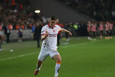 PFDK'dan Roland Sallai'ye 2 maç ceza!