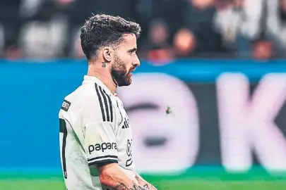 Rafa takımdan uzaklaştırıldı!