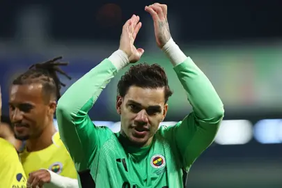 Son dakika haberi: Fenerbahçe'nin kalecisi Ederson PFDK'ye sevk edildi!