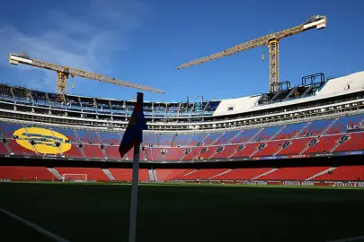 Yenilenen Camp Nou kapılarını açtı