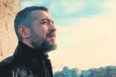 Derin bir aşk şarkısı