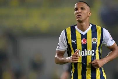 Fenerbahçe'de Becao kadro dışı bırakıldı
