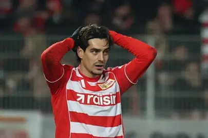 Fenerbahçe’de sol stoper sürpriz isim! Devin Özek düğmeye bastı