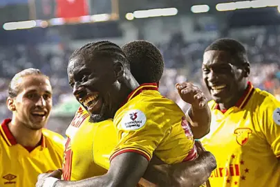 Göztepe'nin stoperleri tam not aldı