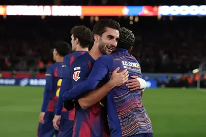 Lider Barcelona, Atletico Madrid'i acımadı