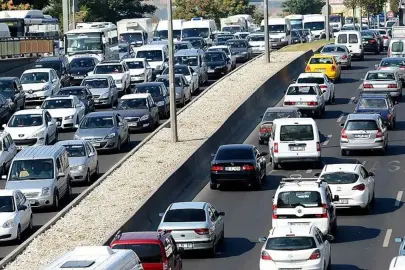 Taşıt hareketliliği 382 milyarı aştı!