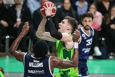 Tofaş, Bahçeşehir Koleji’ni mağlup etti!