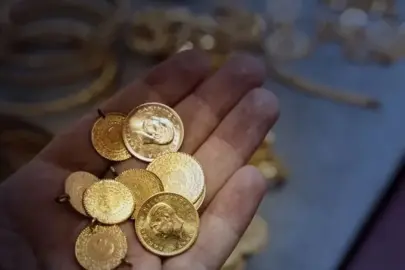 Altın talebinde tarihi rekor! Dünya sarı metale hücum etti... İlk kez 5.000 tonun üzeri görüldü