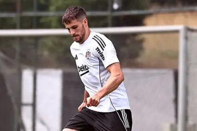 Beşiktaş’ta David Jurasek ile yollar ayrıldı!