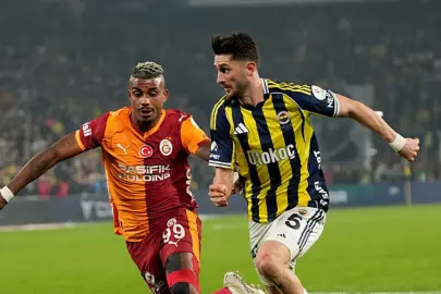 CANLI | Süper Kupa’da Galatasaray - Fenerbahçe maçı!
