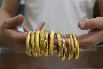 Gram altında 'bandrol' dönemi! Kuyumcularda nakit altın alışverişi bitiyor