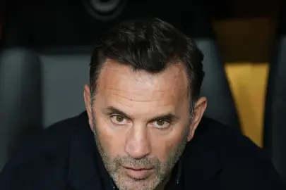 Okan Buruk: "Filistin'i hiç unutmadan yaşamamız gerekiyor"