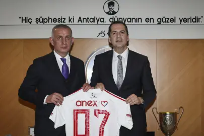 TFF Başkanı Hacıosmanoğlu, Antalyaspor'u ziyaret etti!