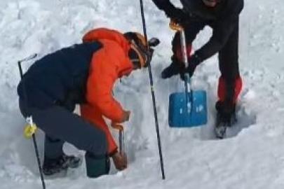 53 gündür çığ altında. Kayıp çoban için çığ riskinin ortadan kalkması bekleniyor