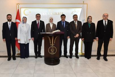 Aile ve Sosyal Hizmetler Bakanı Göktaş Van’da