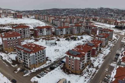 Asrın inşasında Elazığ’da 14 bin konut yapıldı