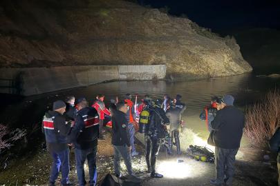 Atıyla gezerken baraj göletine düşen genç öldü