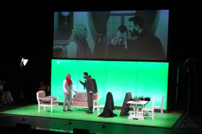 Bursa'da 'Adiller' seyricisiyle buluştu