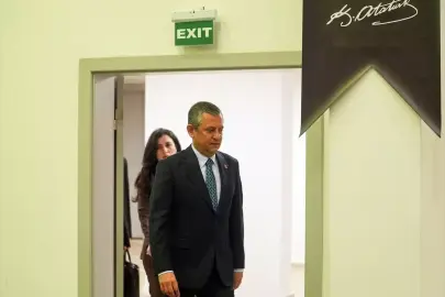 CHP Genel Başkanı Özel basın toplantısı düzenledi Açıklaması