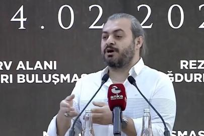 CHP'nin Hatay programında konuşan kişi: Beğenmediğimiz evlerde oturmak zorunda kalacağız