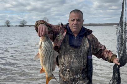 Edirne'de tarlada balık tuttular