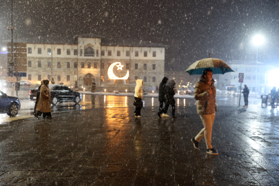 Hava sıcaklığı düşüyor, kar geliyor. Donacağız