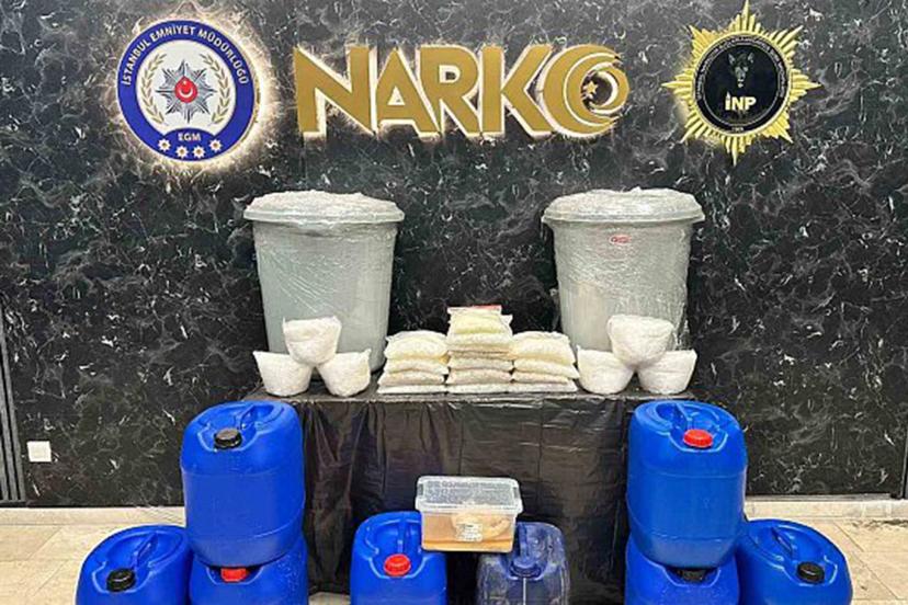 İstanbul'da 240 kilogram uyuşturucu ele geçirildi: 4 gözaltı