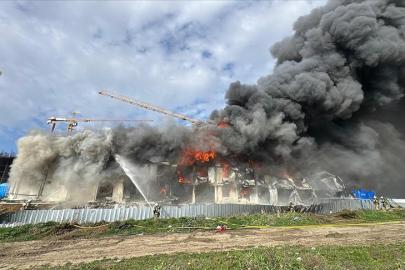 İstanbul'da işçi konteynerinde yangın