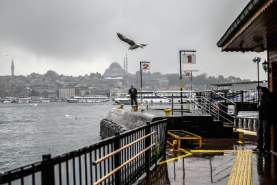 İstanbullular dikkat! Saat belli oldu. Rüzgar yön değiştirecek, sıcaklık hızla düşecek