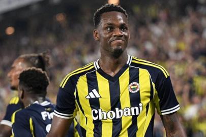 Jhon Duran, Fenerbahçe'ye veda etti: 'Unutulmaz bir deneyim oldu'