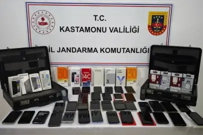 Kastamonu'da kaçakçılık operasyonunda 3 zanlı yakalandı