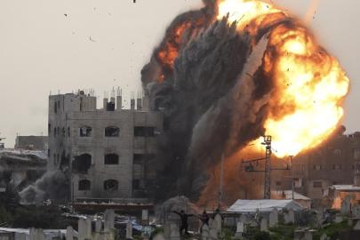 Katil İsrail, Gazze'de ateşkesin yürürlükte olduğu 4 ayda anlaşmayı 1620 kez ihlal etti