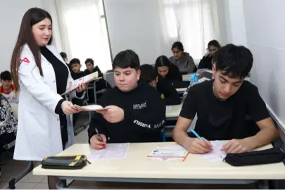 Mersin’de öğrencilere sınav yolunda büyük destek