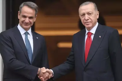 Miçotakis'ten 10 bakanla Türkiye çıkarması