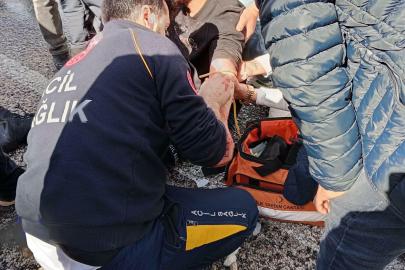 Muğla'da ambulans devrildi; paramedik yaralandı