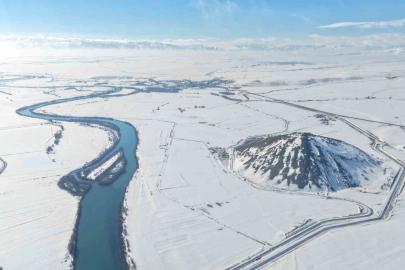 Muş Piramidi kış manzarasıyla mest etti